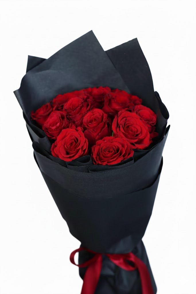 Midnight Romance Rose Bouquet
